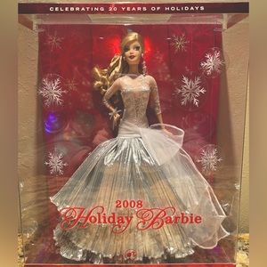 Holiday Barbie 2008
CHRISTMAS
CAROL